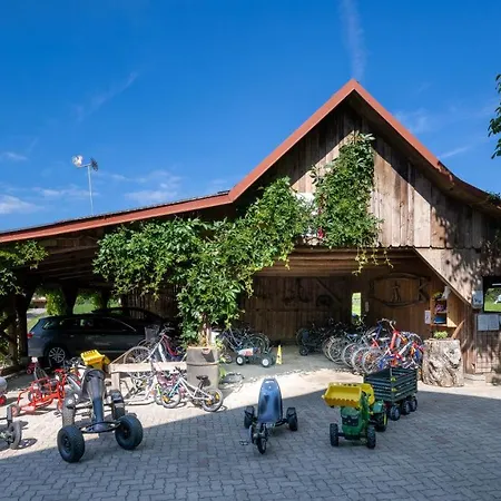 Apartment Erlebnisbauernhof Tschom Sankt Kanzian am Klopeiner See