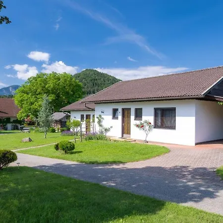 Erlebnisbauernhof Tschom Apartment