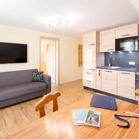 Apartment Erlebnisbauernhof Tschom *