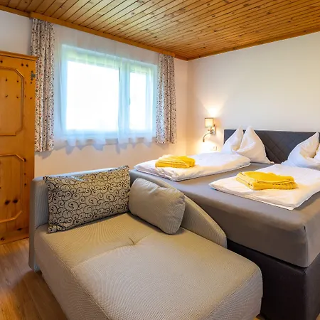 Erlebnisbauernhof Tschom Apartment