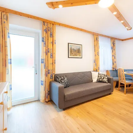 Erlebnisbauernhof Tschom Apartment *